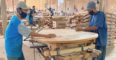 Teak Outdoor Furniture Manufacturer MOQ Guide